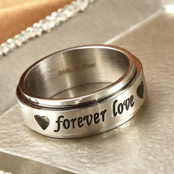 NWT Forever Love Engraved Spinner Ring - Picture 7 of 11